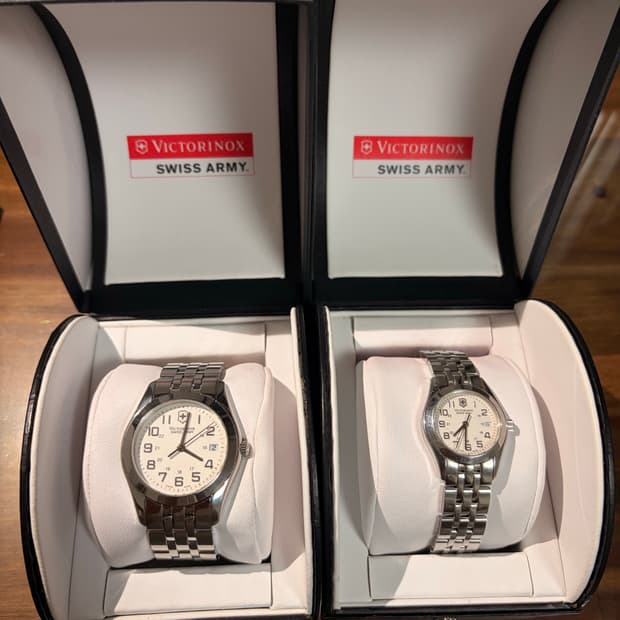 빅토리녹스 시계