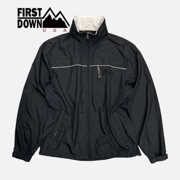 logo embroidery zip-up jacket