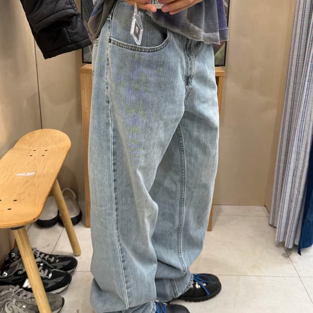 Levi’s 569