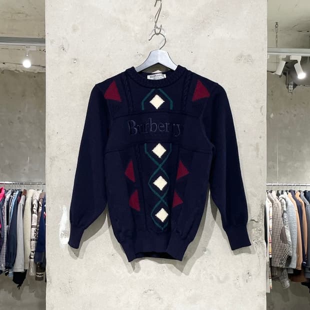 버버리 다크 네이비 아가일 메리노 울 니트