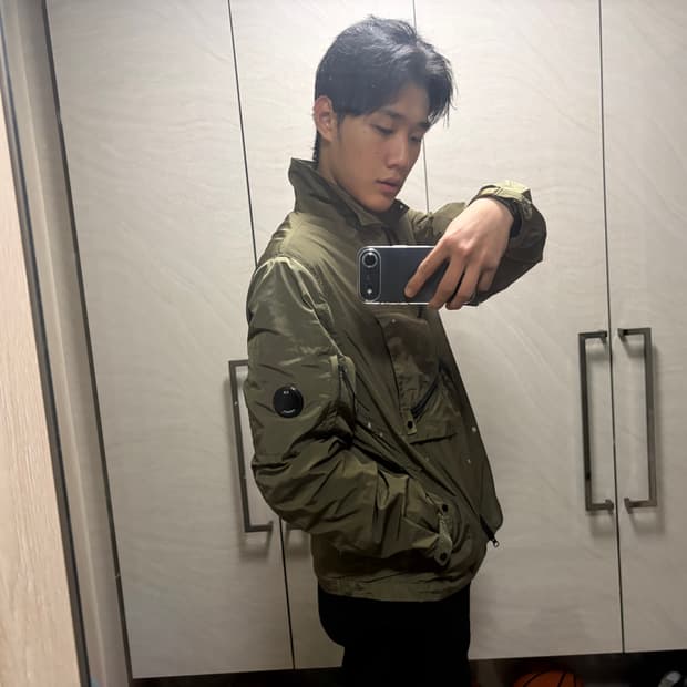 CP 컴퍼니 크롬 나일론 오버셔츠