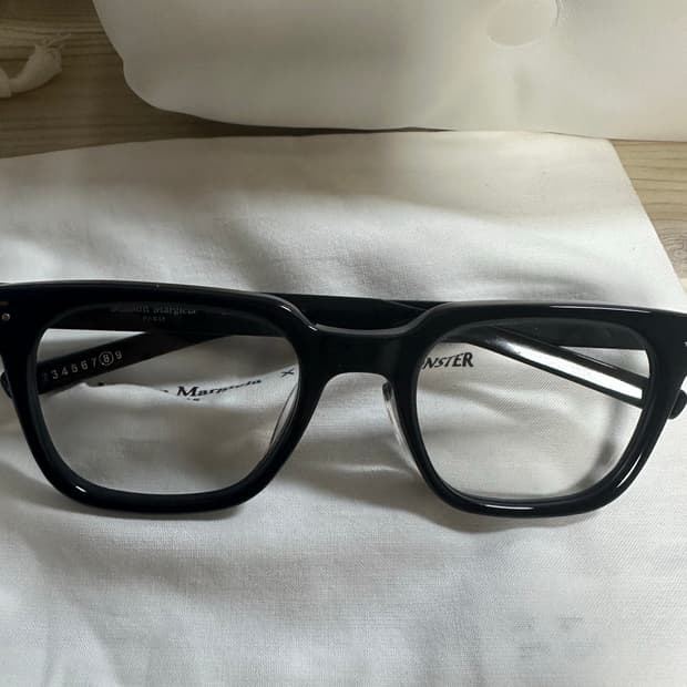 젠틀몬스터 마르지엘라 MM117 블랙