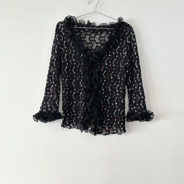 Color dot ruffle blouse