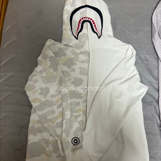 베이프 시티 카모 하프 샤크 후드집업 (베이프 후드집업