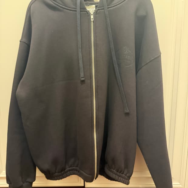 Nostasy 후드집업 새상품 팝니다