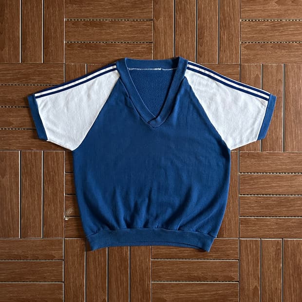 90‘s Vintage v-neck sports 1/2 sweats