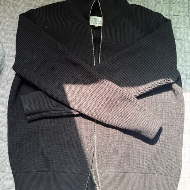 마르지엘라 니트집업 L (Black)