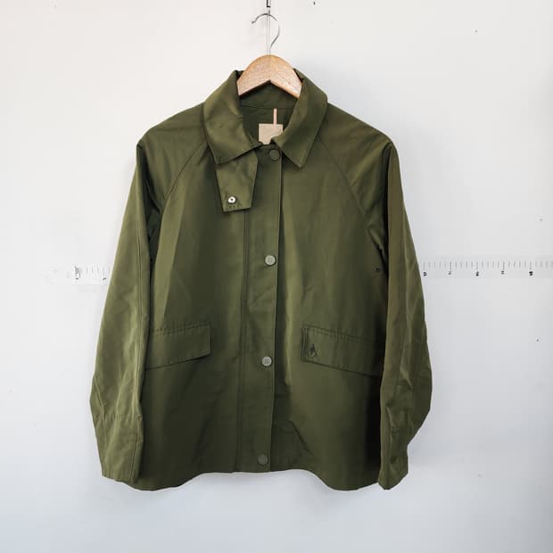 빈폴 올리브 그린 컬러 숏 자켓