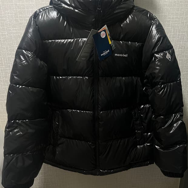몽벨 플라잉 웜업 패딩 블랙유광