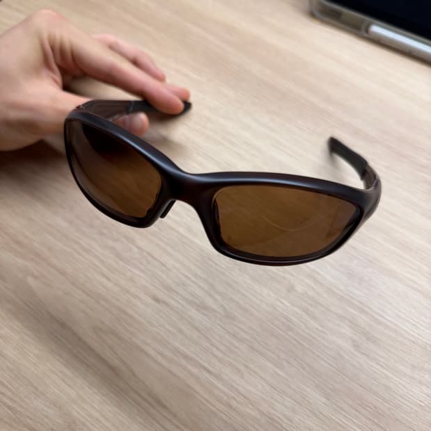 오클리 스트레이트자켓 브라운