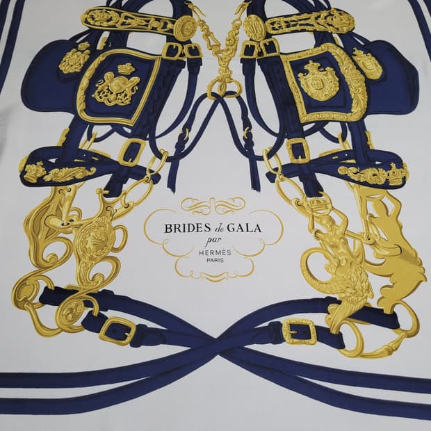 정품 에르메스 까레 실크 스카프