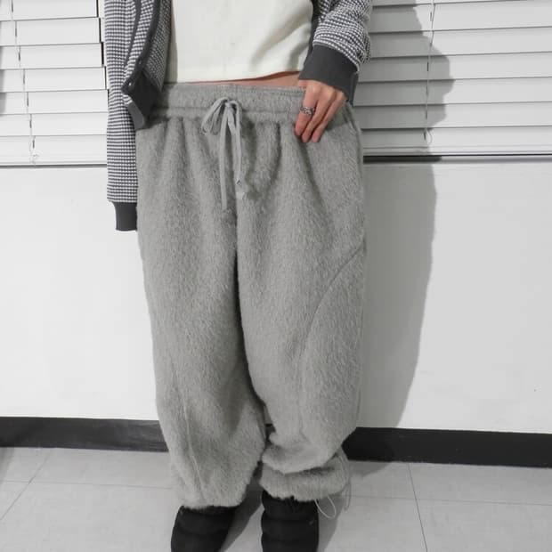 비삼샵 비센사이 line fur jogger pt 