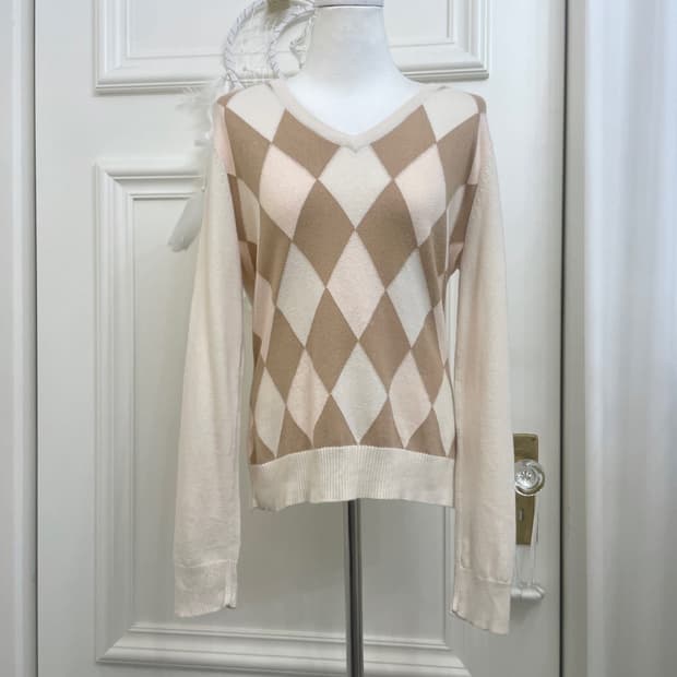 GAP pink beige argyle lovely knit top