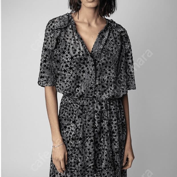 (택만뗀 새상품)쟈딕앤볼테르 시스루벨벳별패턴 원피스 (XS)