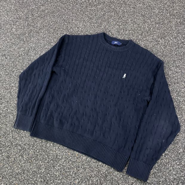 예일 네이비 케이블 니트
