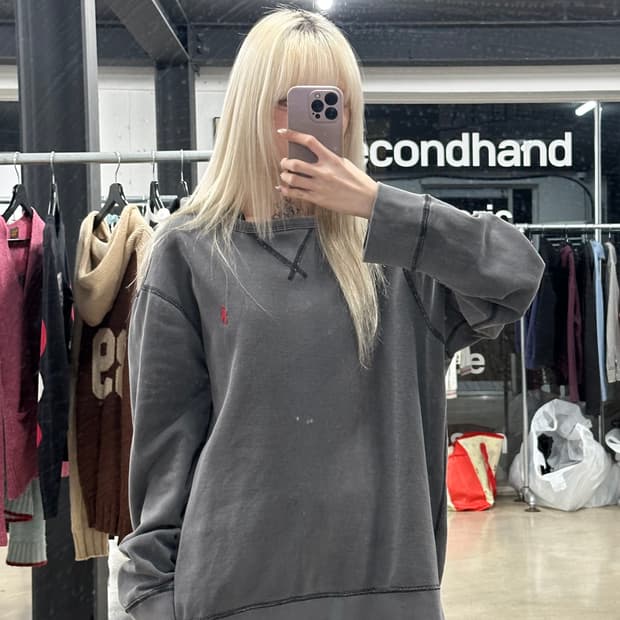  폴로 랄프로렌 그레이  자구 피그먼트 스키치 라운드 맨투맨