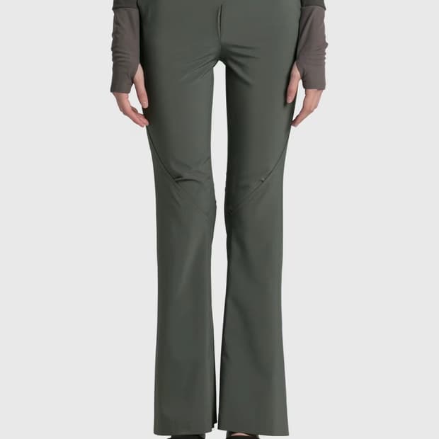 Hyein Seo 혜인서 슬릿 팬츠