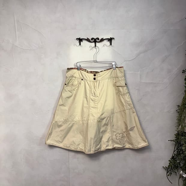 Oilily ivory bohemian flower cargo skirt