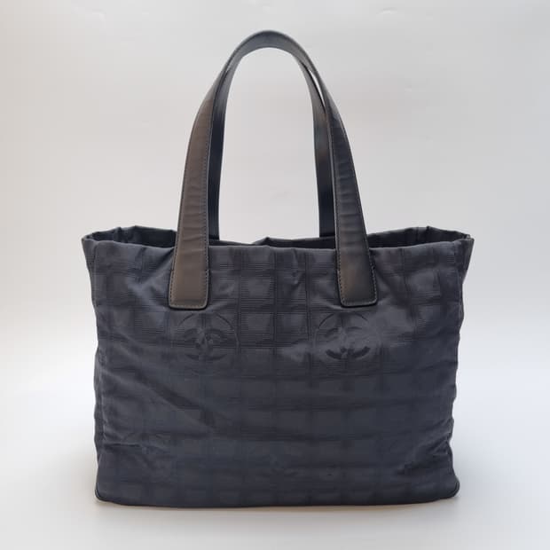 샤넬 CHANEL 뉴트래블라인 CC로고 쇼퍼백 토트백 (최상급, 핸드백)