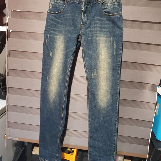 돌체앤가바나 청바지 데님 워싱  30사이즈 추천합니다 2200310