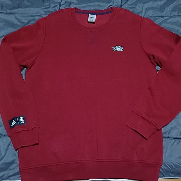 아디다스 클리블랜드 기모맨투맨 실측105 가슴58 기장73