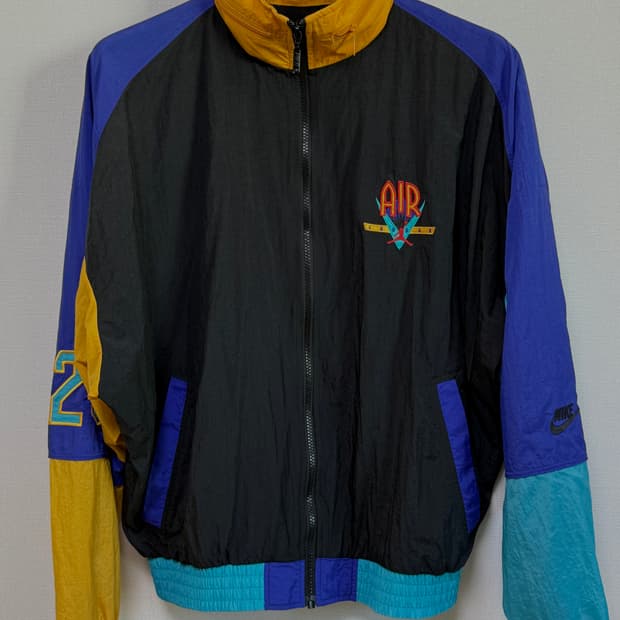 나이키 조던 레거시 노스텔지아 AJ9 바람막이