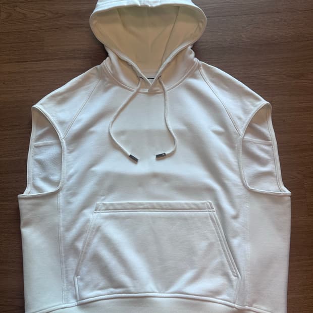 WOOYOUNGMI 우영미 슬리브리스 후디 화이트 23FW