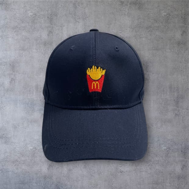 맥도날드 x LCK 콜라보 한정판 네이비 볼캡 모자