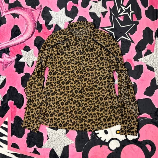 Leopard See-through chain trim shirt 