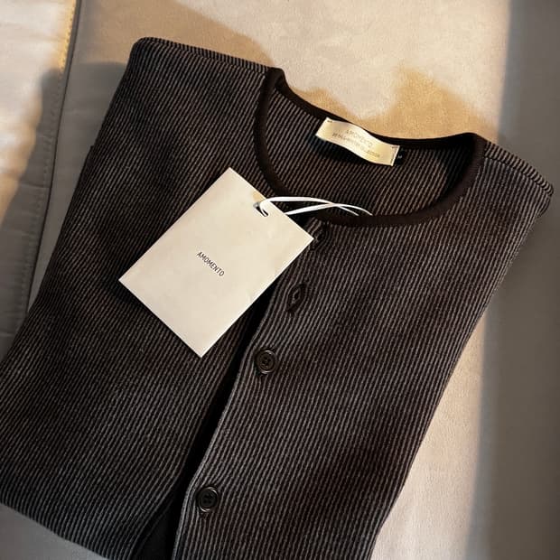 아모멘토 25FW 스트라이프 버튼 업 가디건 브라운 M