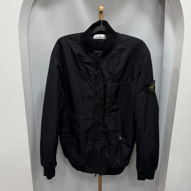 스톤아일랜드 크링클랩스 봄버 자켓  XL 