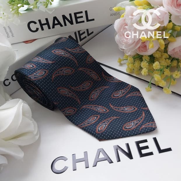 샤넬 넥타이 다크네이비 페이즐리 패턴 A+등급 K2230
