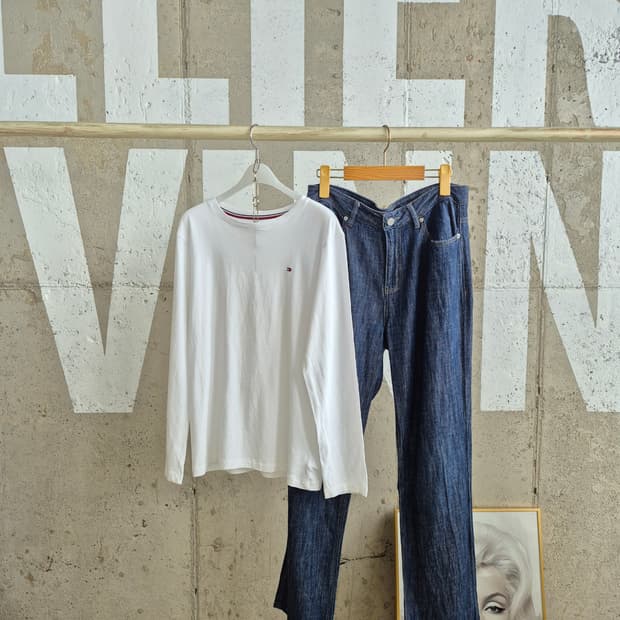 타미힐피거 소재보장 흰색 긴팔티셔츠 (수납