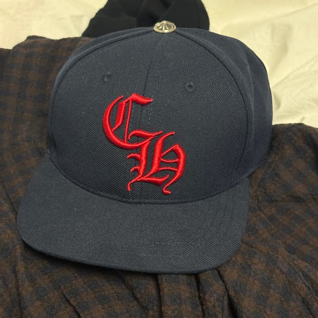 크롬하츠 베이스볼 볼캡 네이비 레드