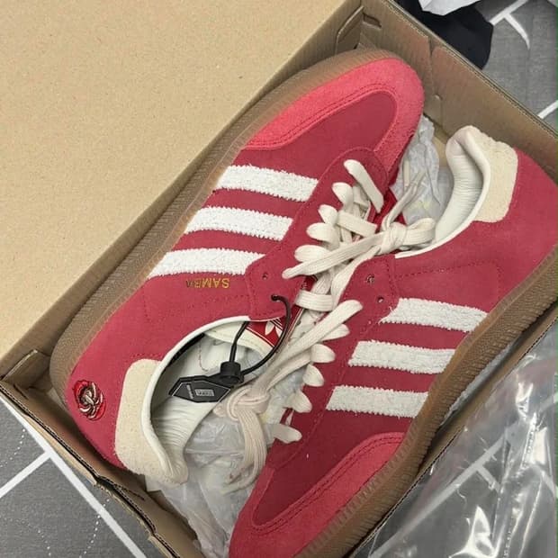 아디다스 삼바 og 탈베러 스칼렛 오프 화이트