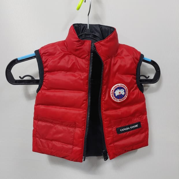 캐나다구스 영아 리버시블 패딩 조끼