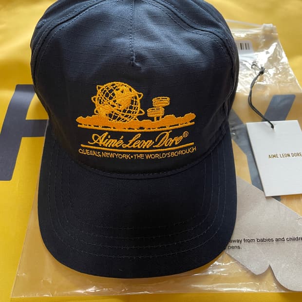 에메레온도르 유니스피어 햇