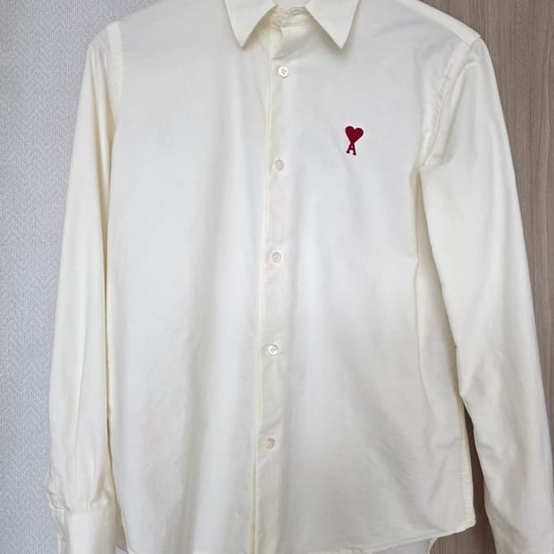 아미 스몰하트 여성용 셔츠