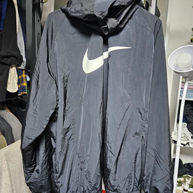[L] 나이키 백스우시 풋볼 자켓 fn2389-010