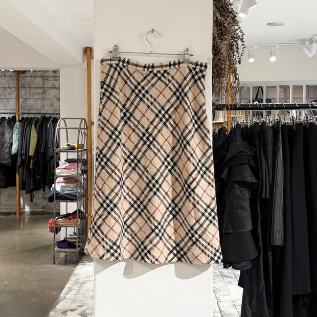 버버리 베이지 노바체크 울 미디스커트