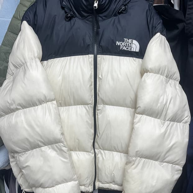 (급처!!)눕시 온 볼 크림색상