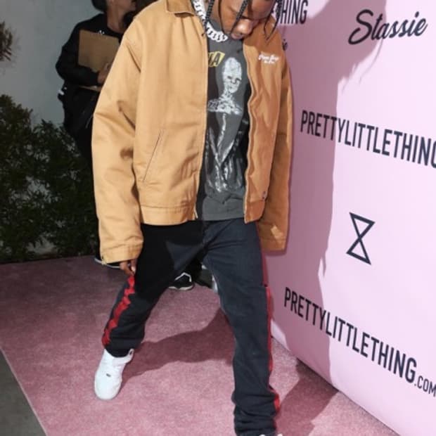 발렌시아가 레드 사이드 스트라이프 데님 진