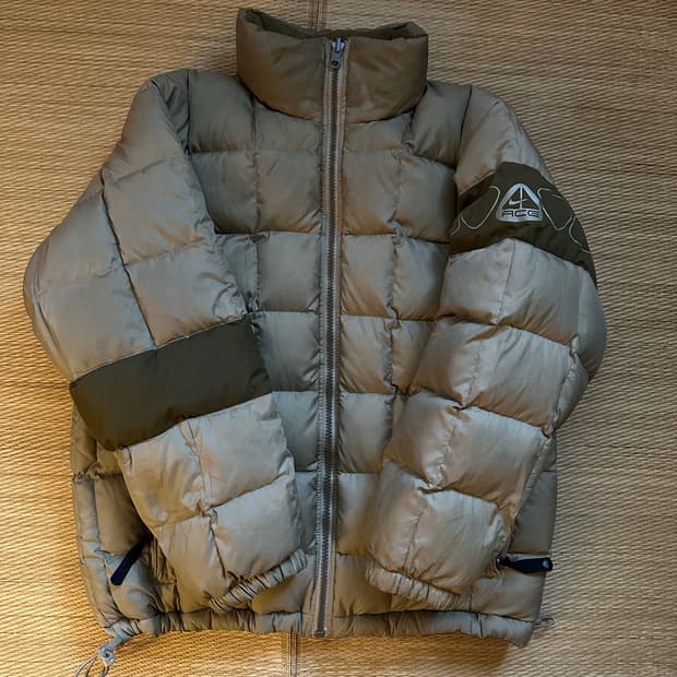 나이키 acg 00s 리버시블 패딩