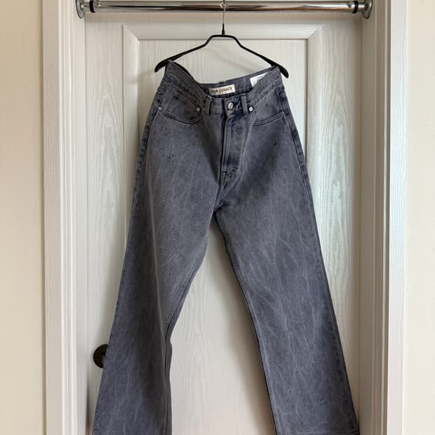 Third cut Twilight Attic Wash jean