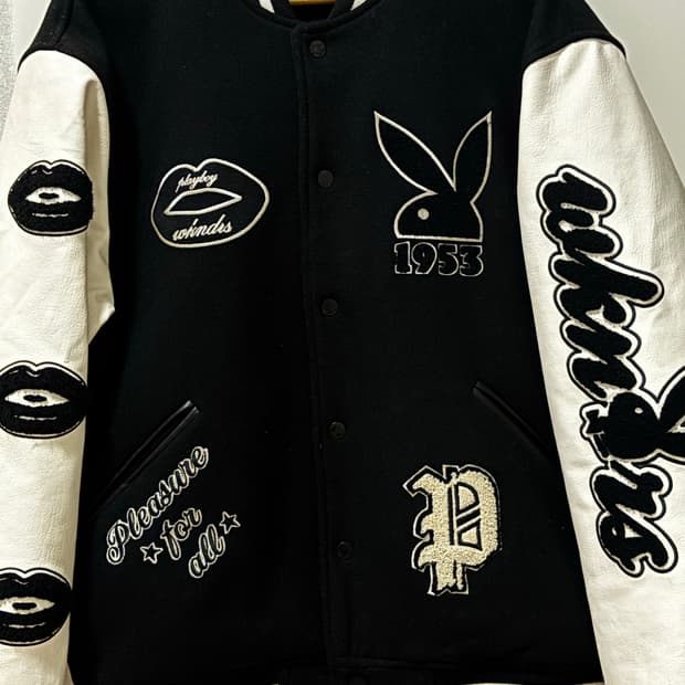 위켄더스X플레이보이 콜라보 바시티 자켓