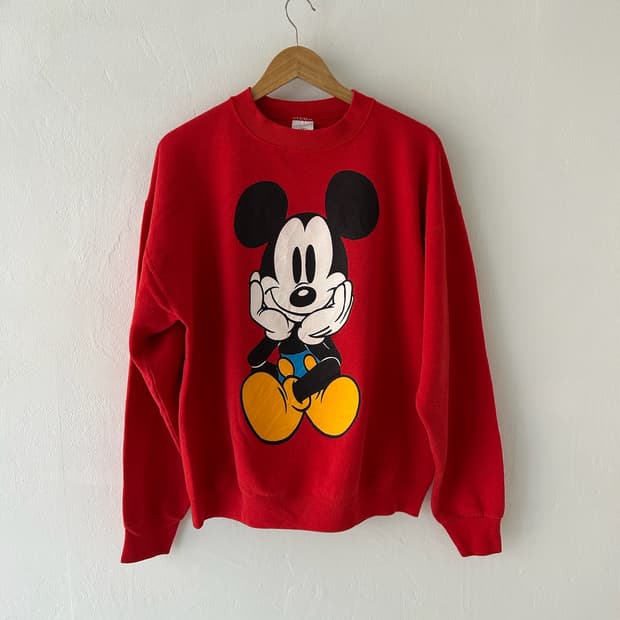 90's Mickey USA Sweatshirt. 