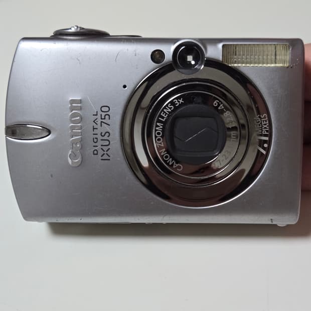 캐논 Canon 익서스750 카메라