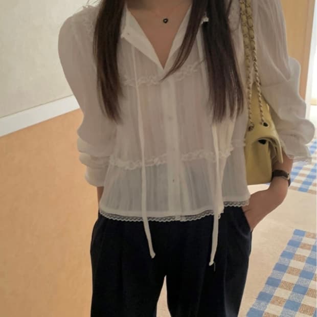 프리티영띵 엠마블라우스