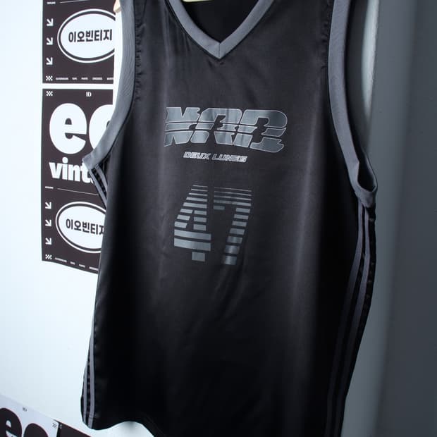 (L-2XL) 널디 반팔 티셔츠 농구나시 새틴 블랙 올드스쿨-H35665