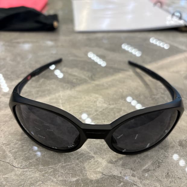 오클리 아이자켓